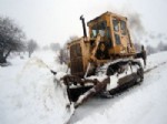 Tekman'da Kar ve Tipi 56 Köy ve 58 Mezra Yolunu Ulaşıma Kapattı