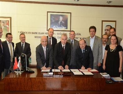 Denizli Belediyesi'nden Kızılay'a Arsa Bağışı