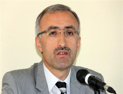 Rektör Vekili Prof. Dr. Hüseyin Karaman Basın Mensuplarıyla Buluştu