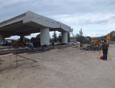 Sürücüler, Köprülü Kavşakta Çalışmalardan Memnun