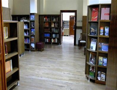 Aydın İl Halk Kütüphanesi Kendi Binasında Hizmet Vermeye Başladı