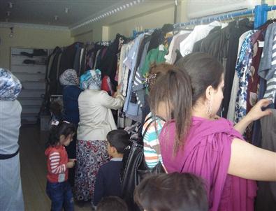 Malatya Kızılay Şubesi’nden Bayramlık Yardım