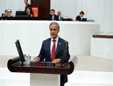 Ak Parti Manisa Milletvekili Muzaffer Yurttaş