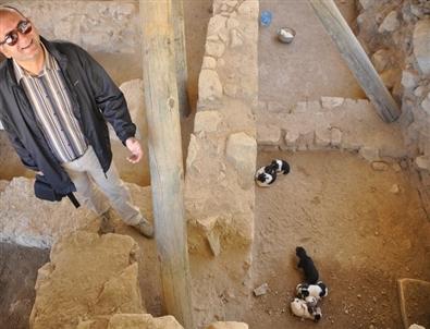 Hekatomnos Kazı Çalışmalarıma Doğum Arası