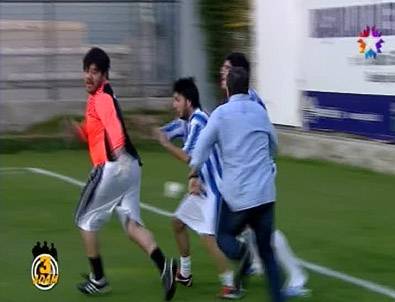 3 Adam'ın Yılmaz Vural Skeci İzleyenleri Güldürüyor