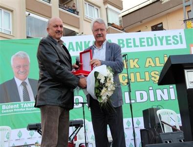 Kıvırcık Ali'nin Sesi Dikmen Sırtlarında