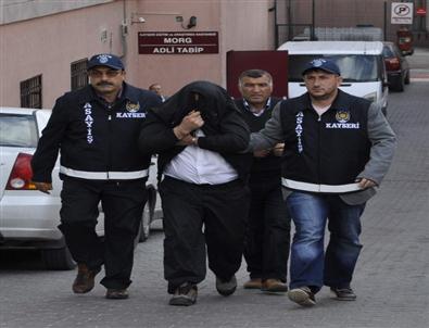 Kesik Parmaklar Katili Ele Verdi