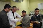 ACEMİ KASAP - Erzurum'da Acemi Kasaplar Hastanenin Yolunu Tuttu