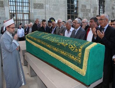 Tso Üyesi Yusuf Değerli Toprağa Verildi