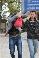 DEDE KORKUT - Konya’da Marketten Hırsızlık