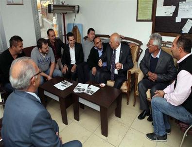 Yenimahalle Belediye Başkanı Yaşar, Bayramda Halkla Kucaklaştı