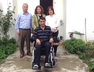 Başkan Bayram’ın Eşi Elka Bayram Engelilileri Sevindirdi