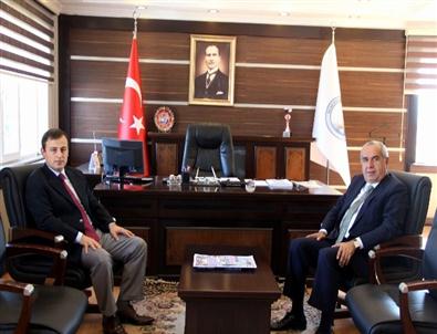 Suşehri Kaymakamı Perçi, Belediye Başkanı Sel’e İade-i Ziyarette Bulundu