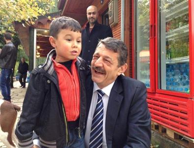 Başkan Akın'dan Minik Kutay'a Park Sözü