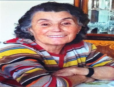 Emekli Paşa’nın Eşi Toprağa Verildi