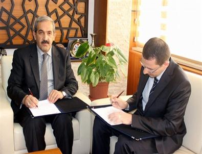 Engelli Vatandaşlara Yönelik Girişimcilik Kursunun Protokolü İmzalandı