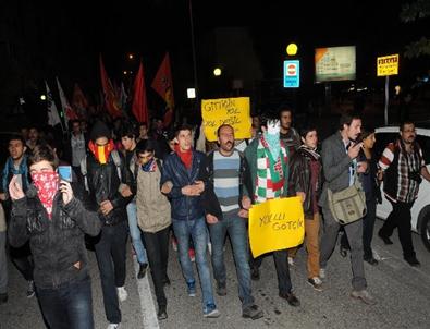 İzmir’de 'Odtü” Protestosu