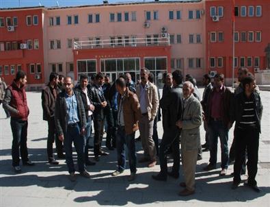 İran Makamlarını Valiliğe Şikayet Ettiler