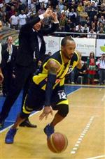 PAOK - J.r. Bremer Royal Halı Gaziantep Basketbol Takımında