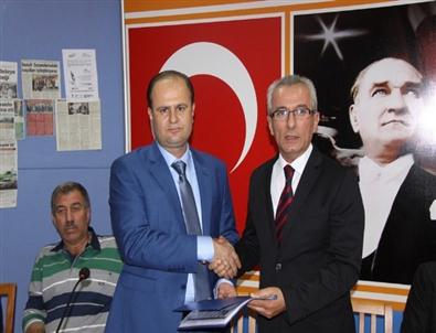 Ak Parti'de Abdullah Tekbaş Bornova’ya Aday Adayı