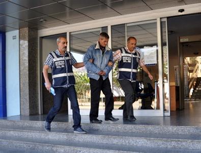 Antalya'da 4 Kilo 68 Gram Esrar ve 50 Adet Kaçak Cep Telefonu Ele Geçirildi