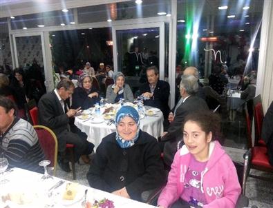 Gedizli 22 Bedensel Engelli 'Dışarıdaki Hayat' Projesinin Gala Gecesine Katıldı