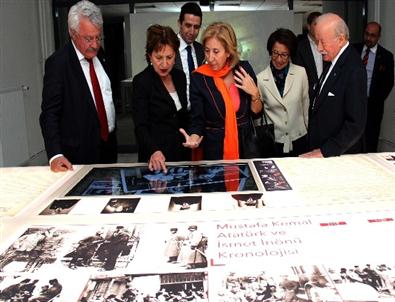 İnönü Ailesi Galeri Uray’da Buluştu
