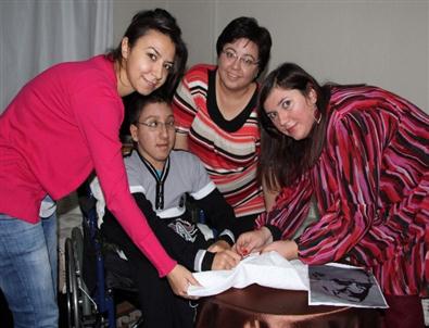 Otistik Bireyler Atatürk Sergisi Açıyor