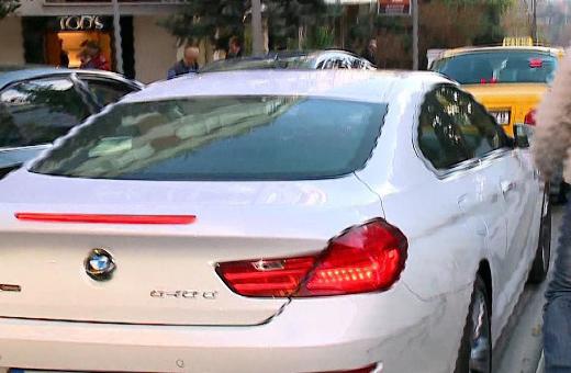 İşte Kıvanç Tatlıtuğ'un Yeni Lüks Aracı