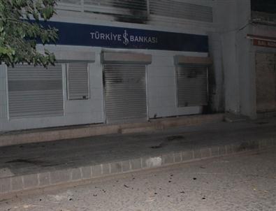 Diyarbakır'da Bankaya Bombalı Saldırı Açıklaması
