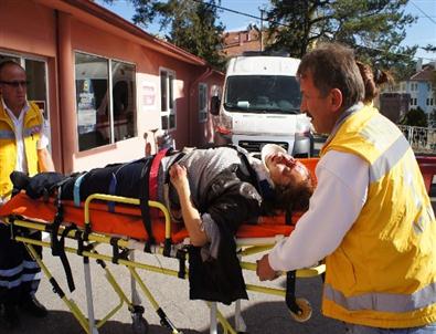 Hurdaya dönen arabalardan sağ çıktılar