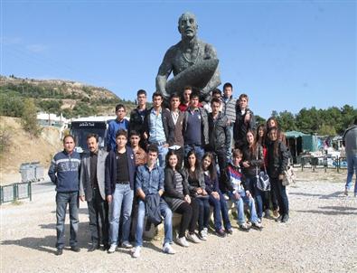 Genç Denizlilileri Çanakkale’ye Başkan Zolan Uğurladı