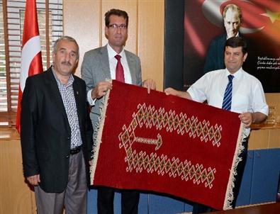 Ala Kilim Görücüye Çıktı