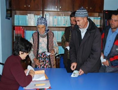 250 Vatandaşa 200’şer Lira Bayram Yardımı