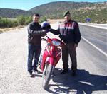 Jandarma Motosiklet Sürücülerine Kask Dağıttı