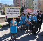 LEVENT YAZıCı - Vali Taşkesen Çöp Topladı