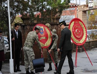 Ahlat’ta 10 Kasım Atatürk’ü Anma Programı