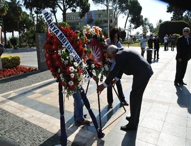Alanya'da Chp Ayrı Anma Programı Düzenledi