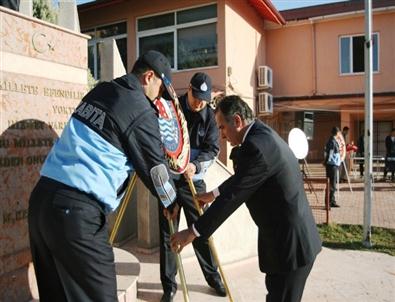 Altınova’lılar Atatürk’ü Andı