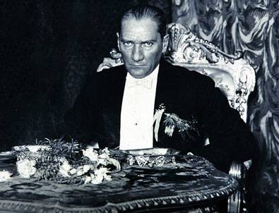 Atatürk'ün vefatının 75. yılı