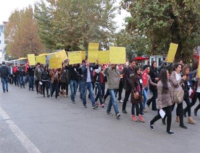Chp’den Ata’ya Saygı Yürüyüşü