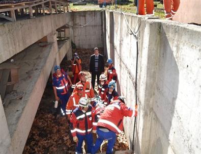 Hızlı Trenin Raydan Çıkması Tatbikata Konu Oldu