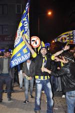 Kırklareli'de Fenerbahçeliler Galibiyeti Doyasıya Kutladı