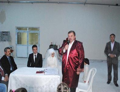 Pazarlar Belediyesi Kültür ve Düğün Salonu Hizmete Girdi