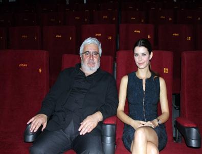 Uğur Yücel ve Beren Saat Sanko Park’ta Hayranları İle Buluştu