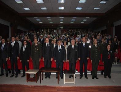 Ulu Önder Atatürk Hendek’te De Anıldı