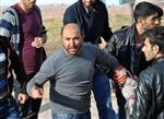 KARŞIT GÖRÜŞLÜ ÖĞRENCİLER - Sivas'ta Karşıt Görüşlü Öğrenciler Arasında Kavga Çıktı