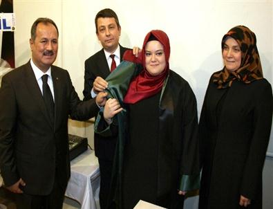 Başörtüsüyle Yemin Edip Avukat Oldu