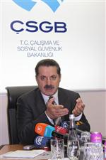 İŞ VE MESLEK DANIŞMANI - Çalışma ve Sosyal Güvenlik Bakanı Çelik Açıklaması