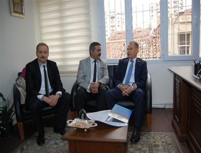 Chp İzmir Büyükşehir Belediye Başkan Aday Adayı Hüseyin Aslan Kemeraltı’nda